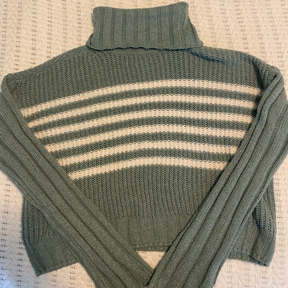 Cropped green striped sweater